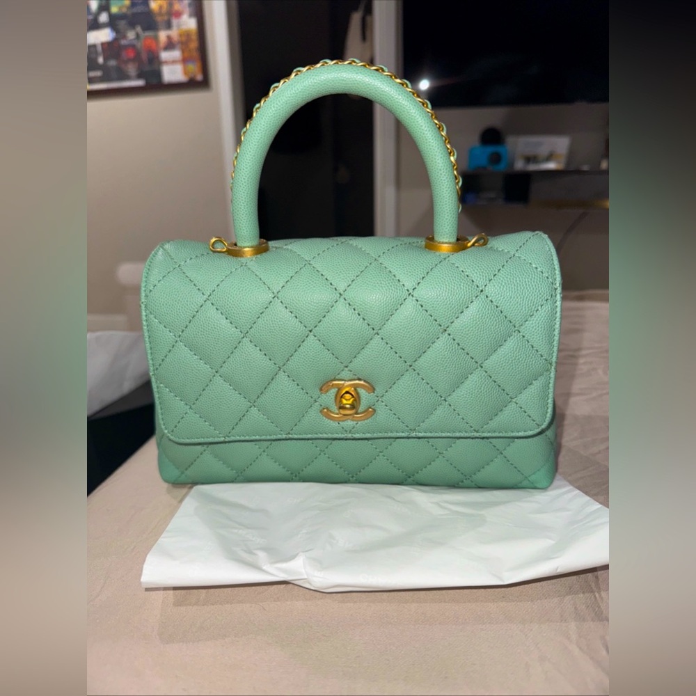 Small quilted caviar coco handle green